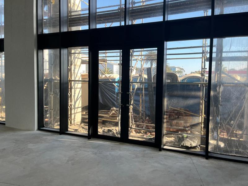 To Let Commercial Property for Rent in Paarden Eiland Western Cape